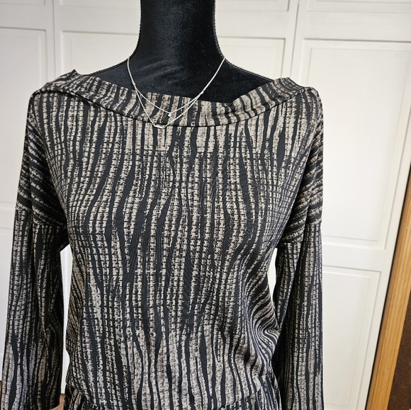 Peyton Jensen women's medium mini pull over dress - Picture 5 of 7